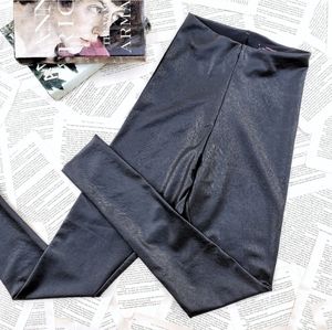 NWOT COMMANDO Perfect Control Faux Leather Leggings